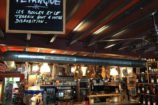 Faire installer une climatisation gainable dans un restaurant dans la région de Bordeaux