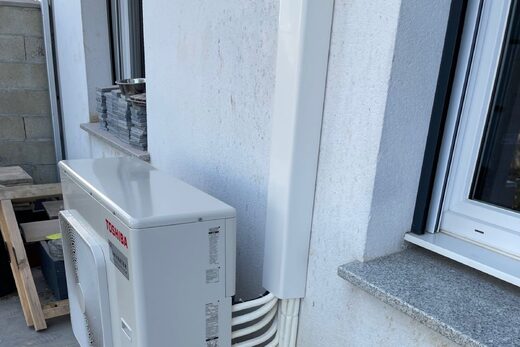 Installation d’une pompe à chaleur multi split Toshiba dans la ville de Pessac