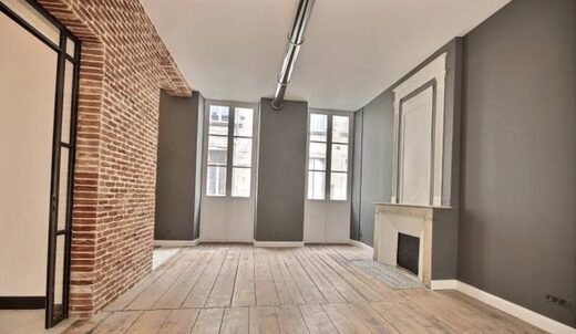 Mise&#x20;en&#x20;place&#x20;d&amp;&#x23;8217&#x3B;un&#x20;climatisation&#x20;Daikin&#x20;pour&#x20;bureau&#x20;commercial&#x20;sur&#x20;B&#x00E8;gles