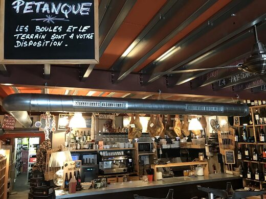 Pompe&#x20;&#x00E0;&#x20;chaleur&#x20;de&#x20;type&#x20;gainable&#x20;pour&#x20;un&#x20;restaurant&#x20;&#x00E0;&#x20;Bordeaux