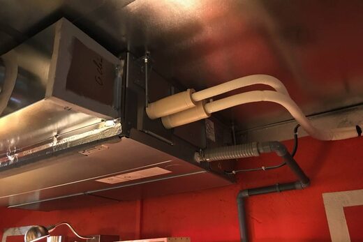 Installation climatisation gainable pour bar à vin la Brède