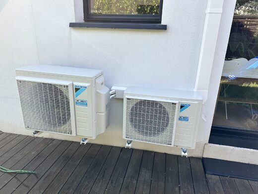 Installation&#x20;climatisation&#x20;r&#x00E9;versible&#x20;maison&#x20;individuelle&#x20;Labrede